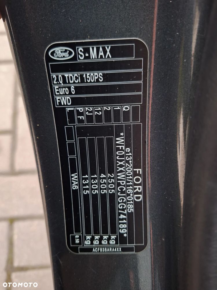 Ford S-Max 2.0 TDCi Titanium - 29