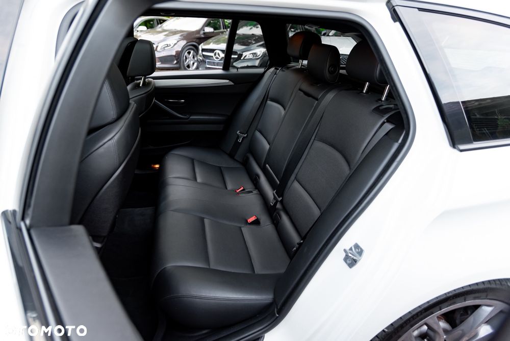 BMW Seria 5 M550d xDrive Sport-Aut - 20