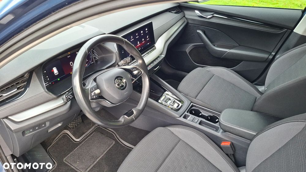 Skoda Octavia 2.0 TDI SCR Ambition DSG - 9