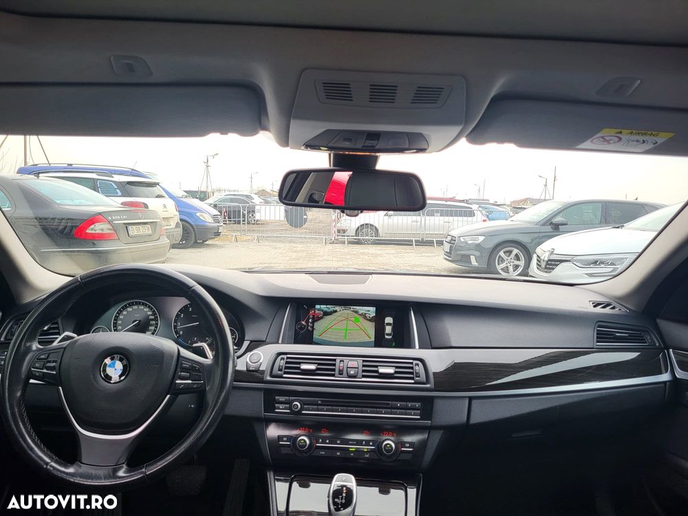 BMW Seria 5 535i xDrive Aut. Luxury Line - 9