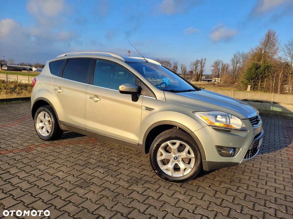 Ford Kuga 2.0 TDCi 2x4 Titanium - 6