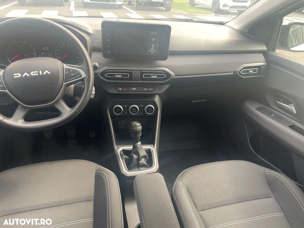 Dacia Logan TCe 90 MT6 Expression - 8