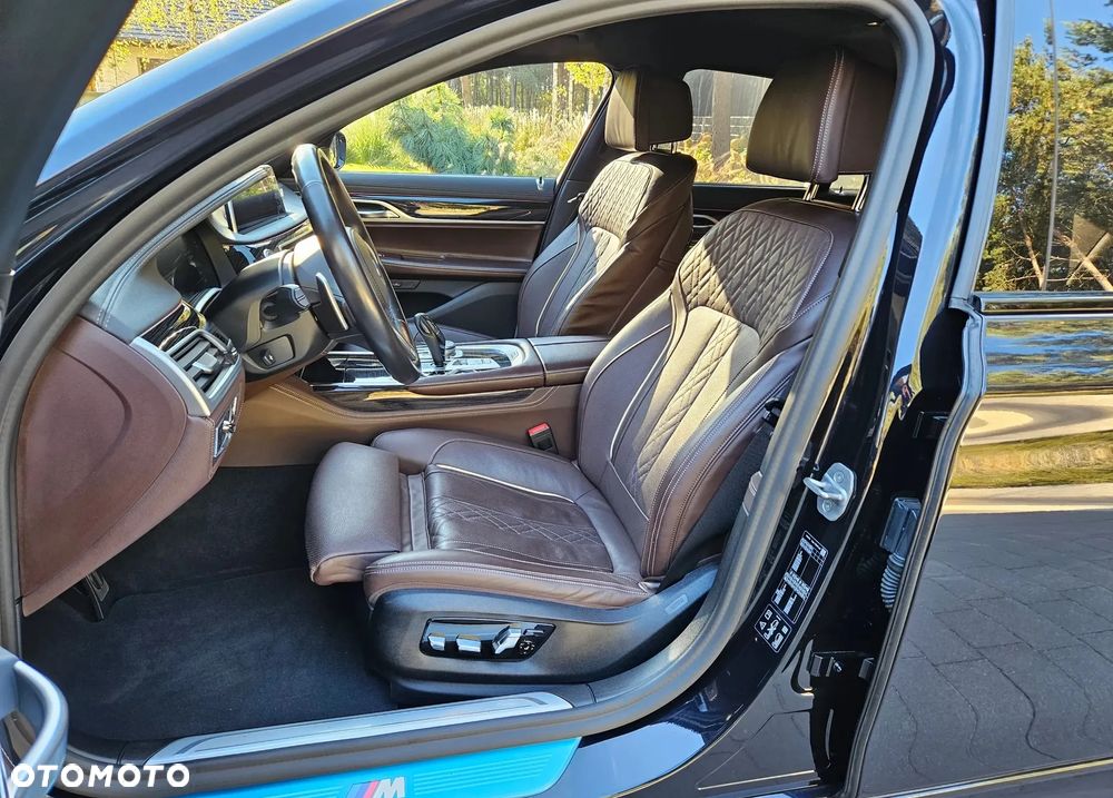 BMW Seria 7 - 9