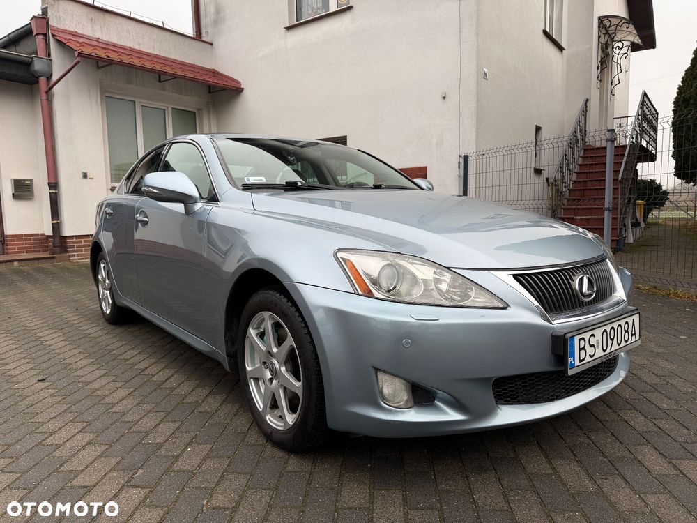Lexus IS 220d Luxury Line - 2