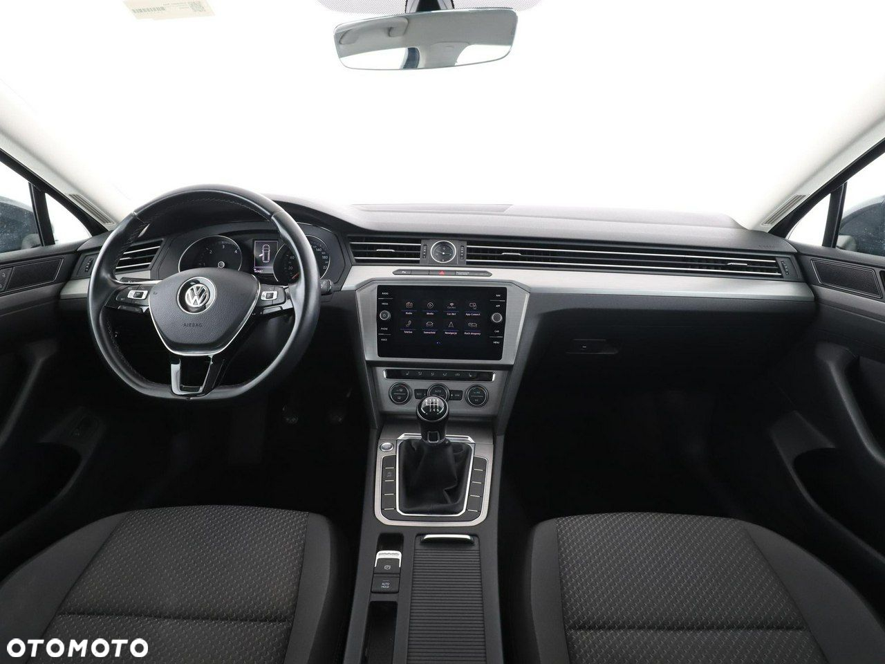 Volkswagen Passat 2.0 TDI BMT Trendline - 15