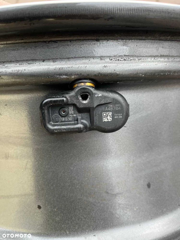 Oryginalne alufelgi Toyota 5x114,3 17 cali CZUJNIKI RAV4 BICOLOR - 4