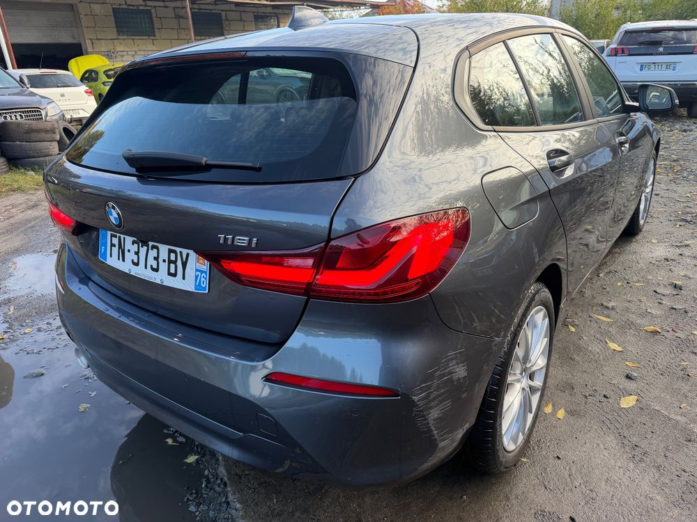 BMW Seria 1 - 30