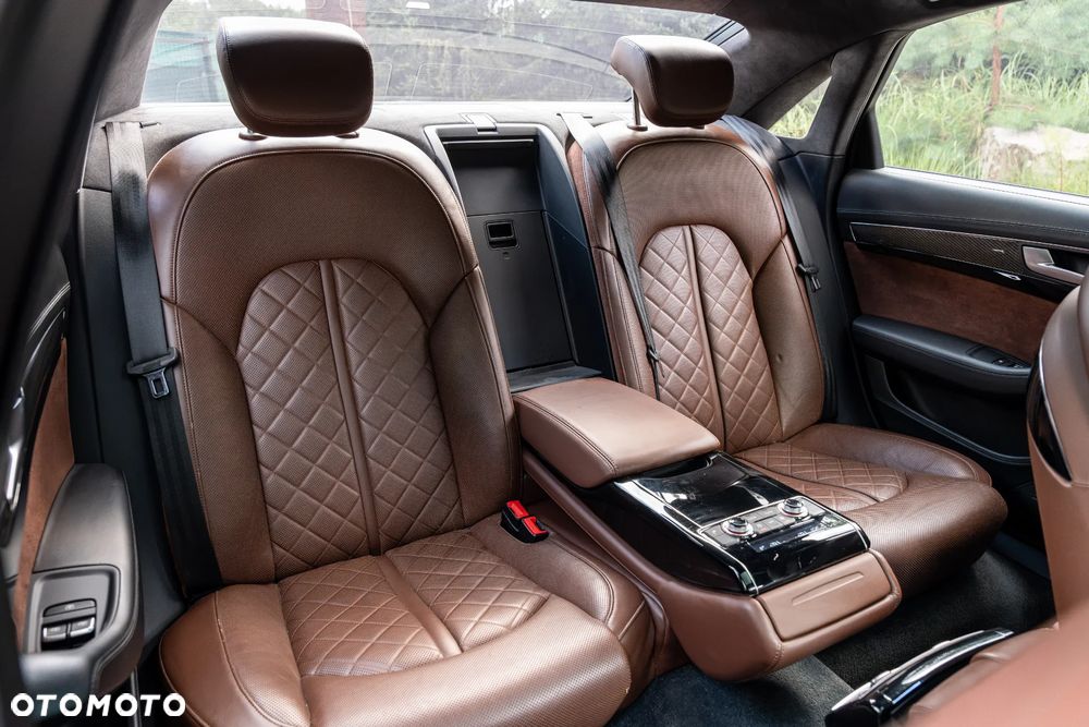 Audi S8 Plus 4.0 TFSI Quattro - 39