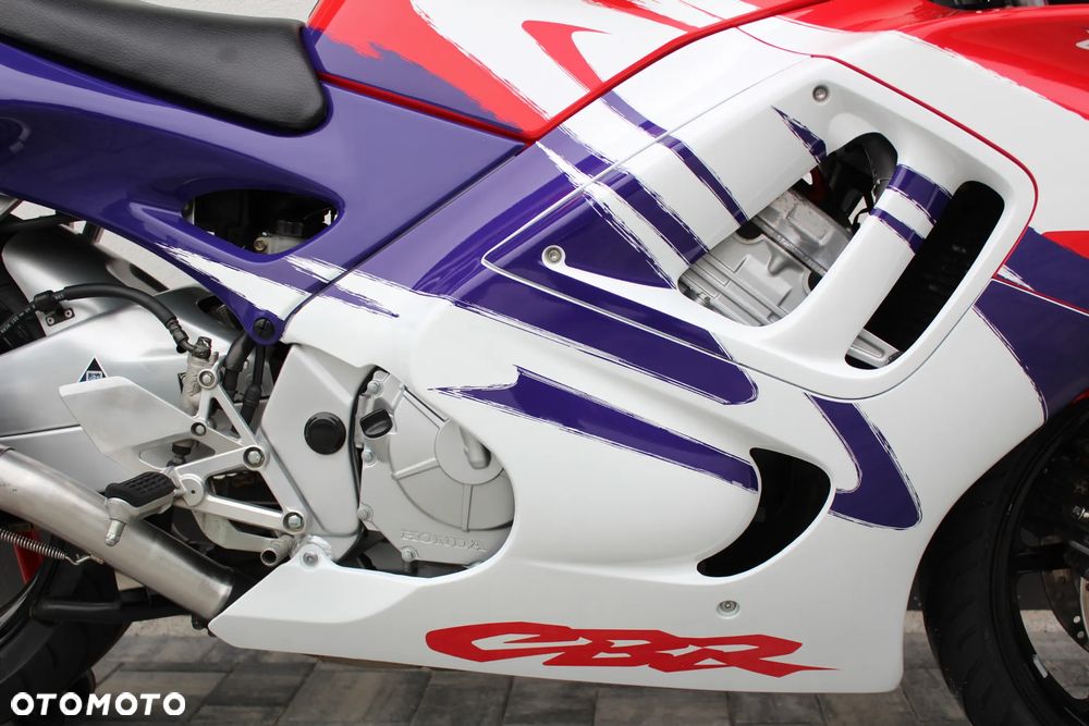 Honda CBR - 14
