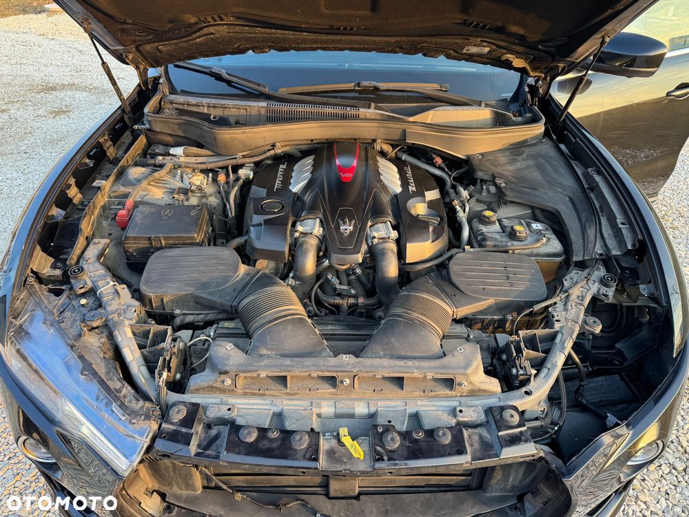Maserati Levante GTS Q4 - 30