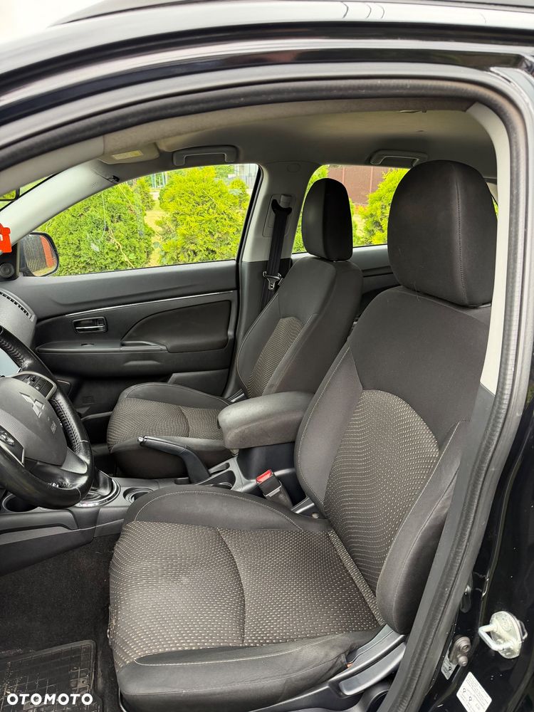 Mitsubishi ASX - 13