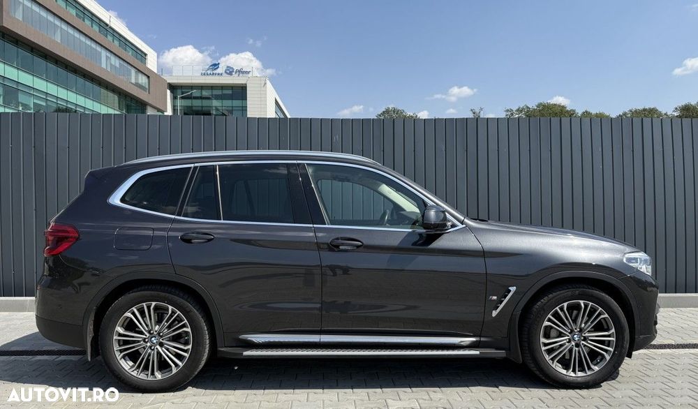 BMW X3 xDrive30e AT PHEV - 3