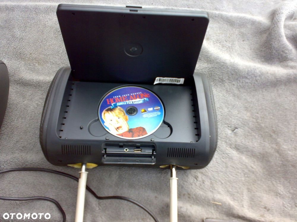 dodge durango jeep grand cherokee wk2 2014 - zagłówki przednie z dvd tv - 3