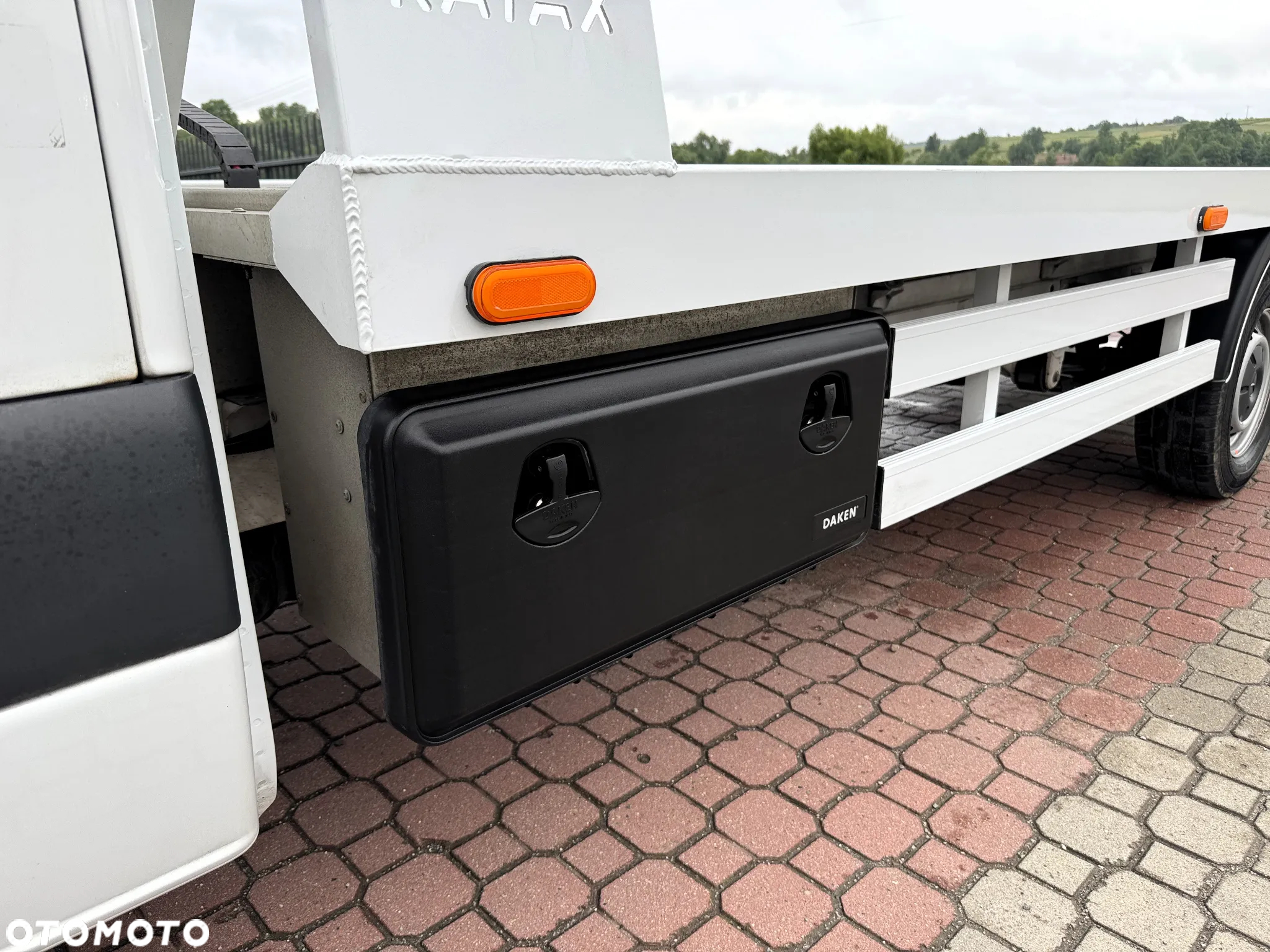 Mercedes-Benz Sprinter - 14