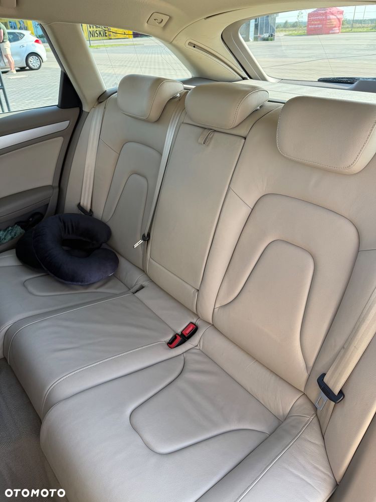 Audi A4 Avant 2.0 TDI Multitronic - 14