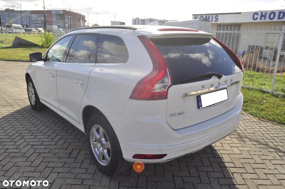 Volvo XC 60 - 4