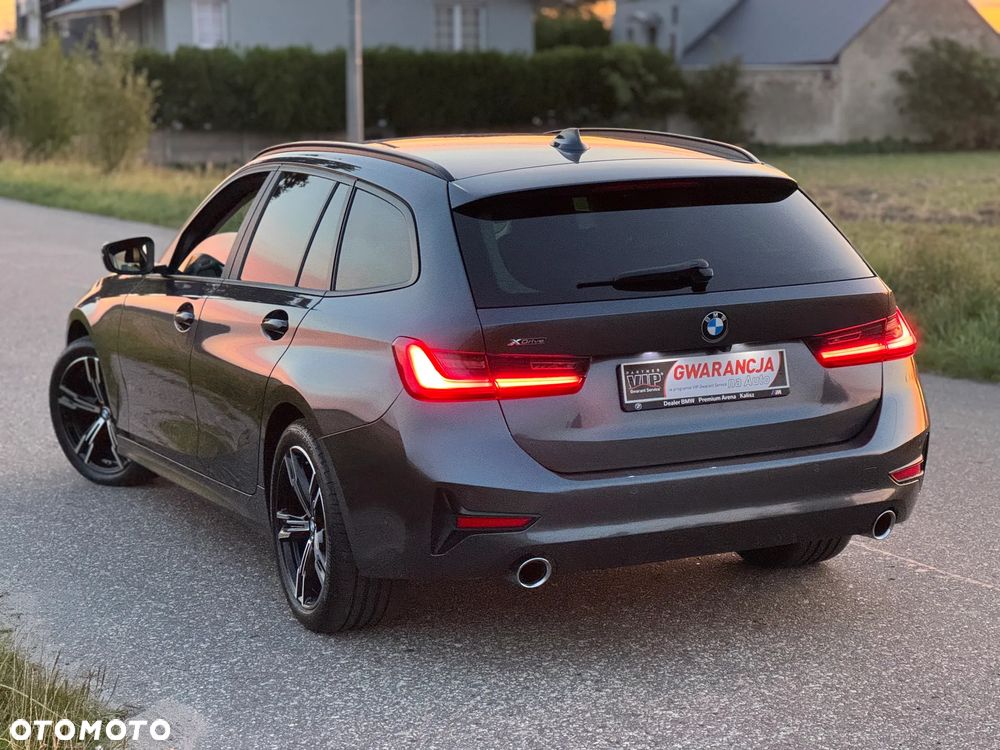 BMW Seria 3 320d xDrive Advantage sport - 16