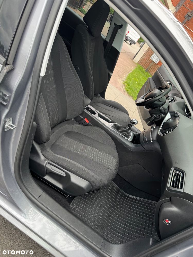 Peugeot 308 - 12