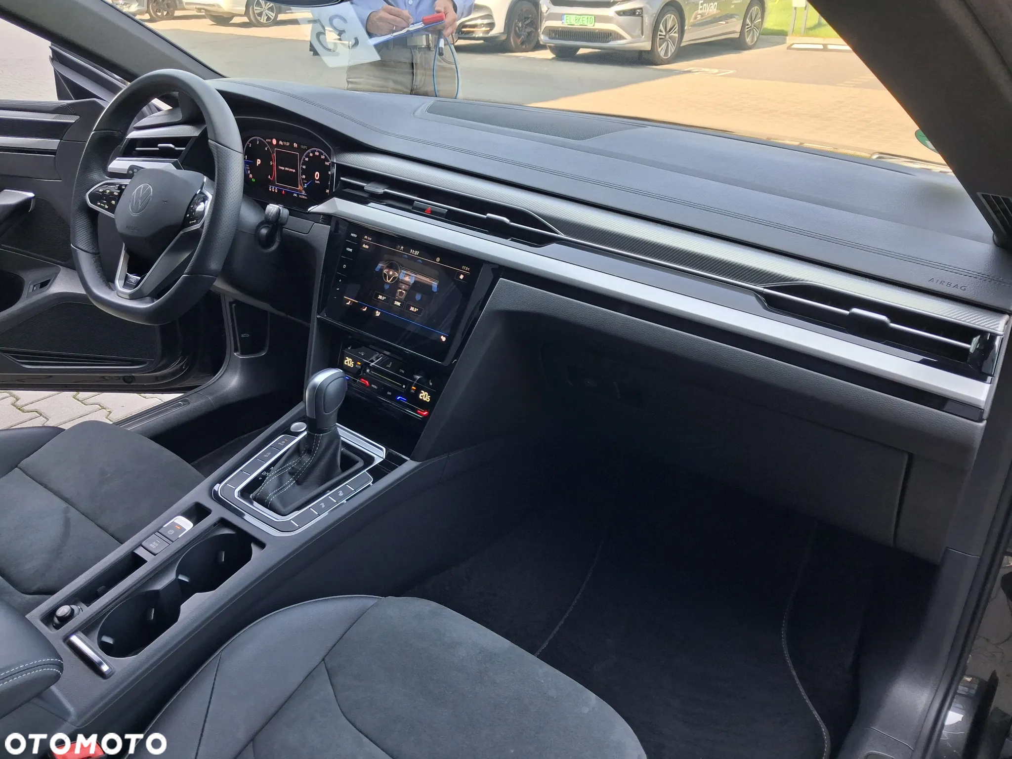 Volkswagen Arteon Shooting Brake 2.0 TDI SCR 4Motion DSG R-Line - 32