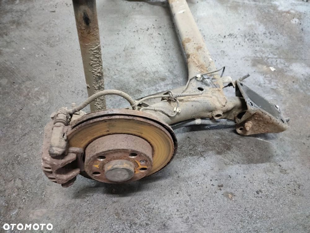 BELKA ZAWIESZENIA TYŁ SEAT TOLEDO IV (2012-2015) 1.6 TDI 105KM - 2
