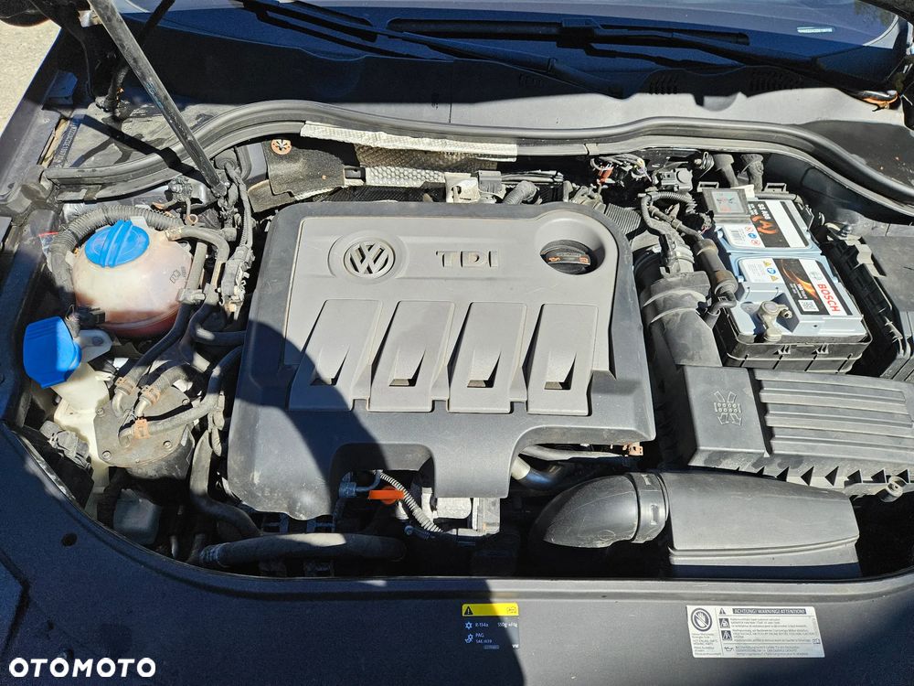Volkswagen Passat Alltrack 2.0 TDI - 9