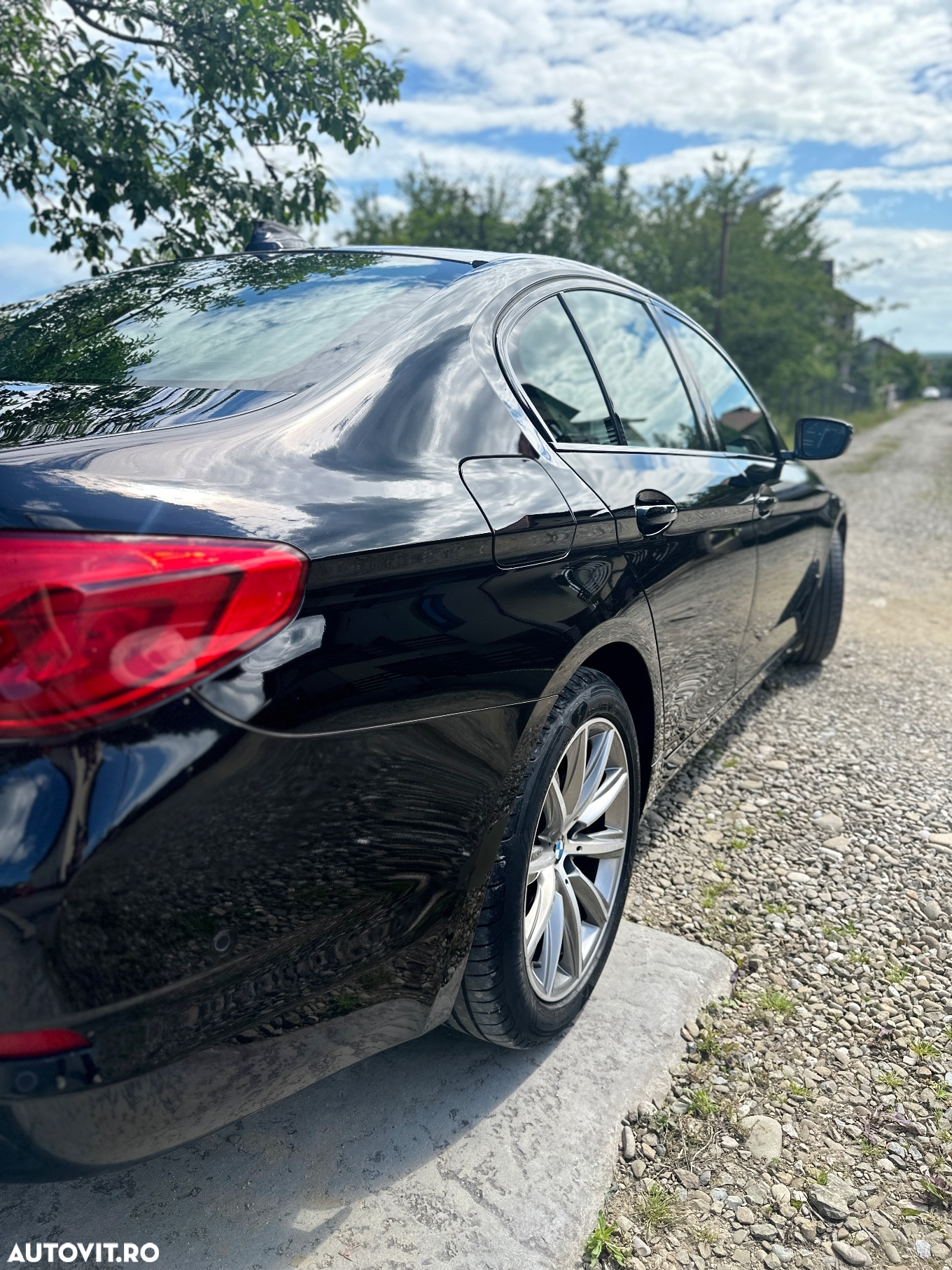 BMW Seria 5 520d AT - 4