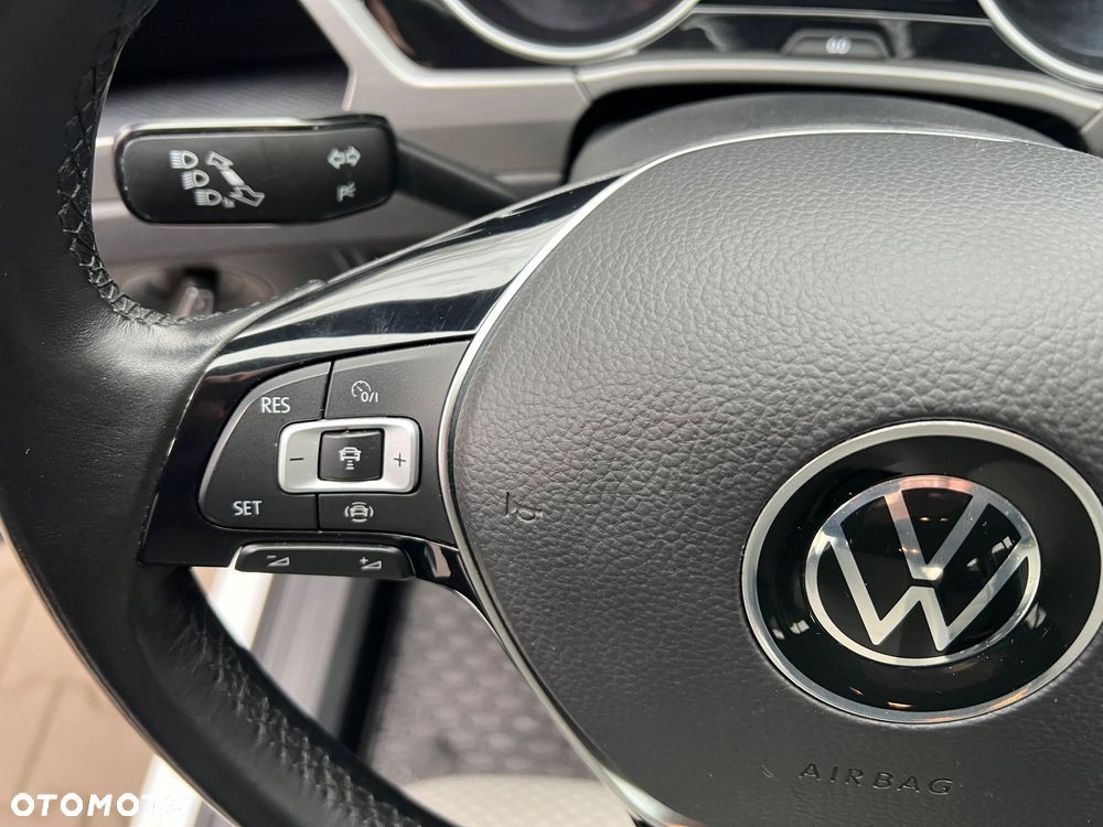 Volkswagen Touran 1.5 TSI EVO Comfortline DSG - 19