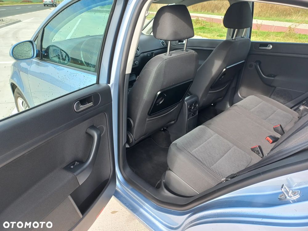 Volkswagen Golf Plus - 13
