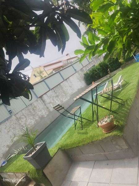 Vivenda de  3 apartamentos. - Grande imagem: 3/3