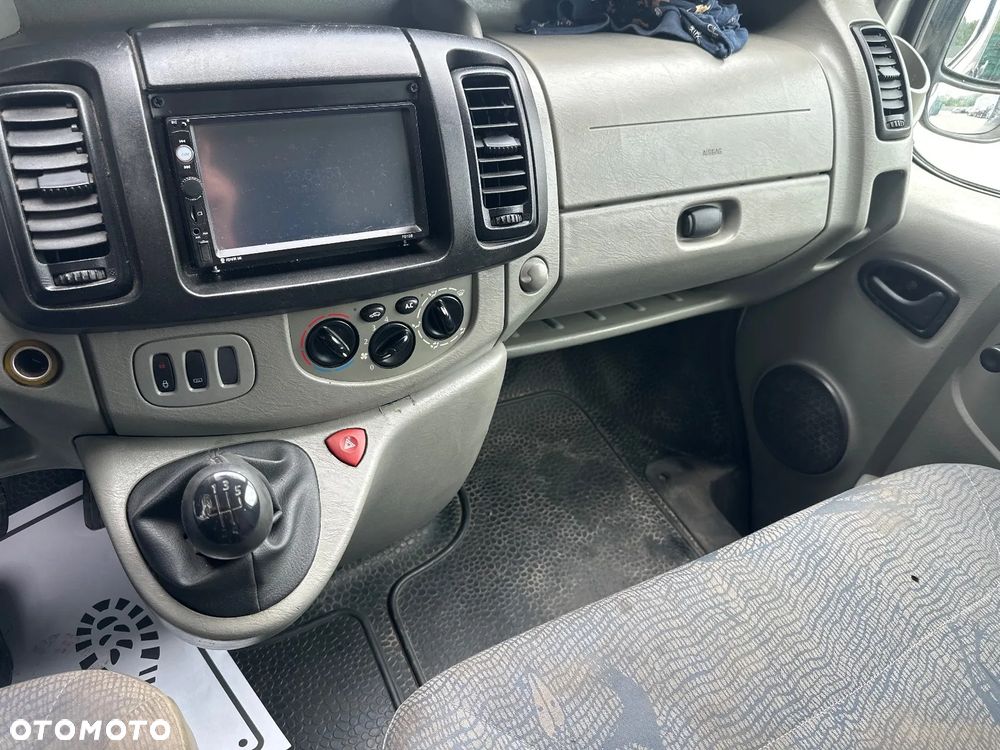 Renault Trafic - 20