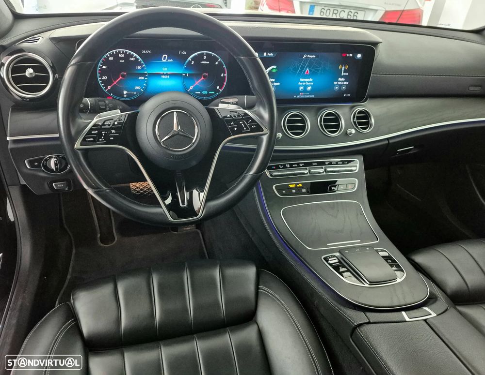 Mercedes-Benz E 220 d Avantgarde - 13