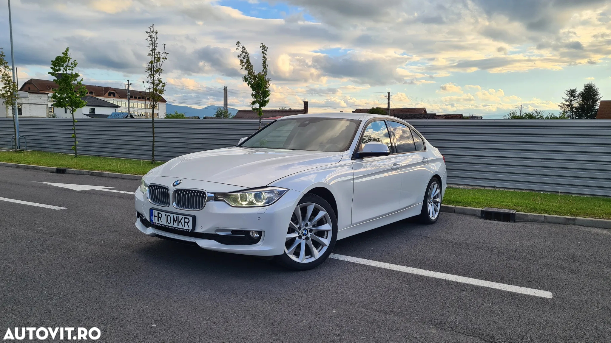 BMW Seria 3 316d - 4