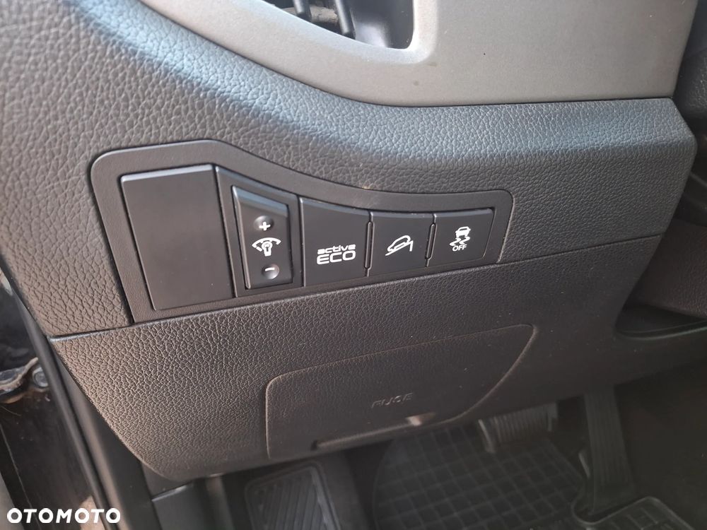Kia Sportage 2.0 CRDI XL AWD - 12