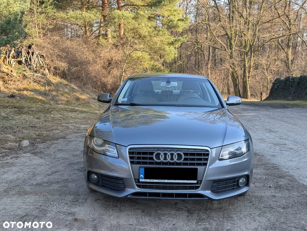 Audi A4 Limousine - 5