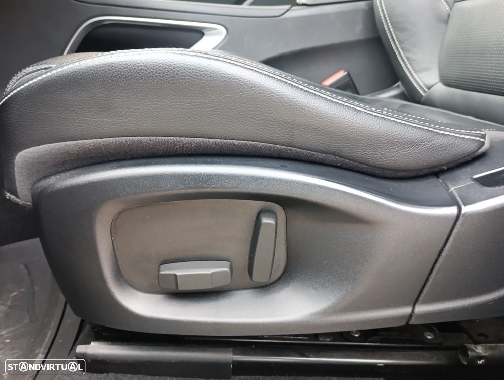 Jaguar F-Pace 2.0 i4D R-Sport Aut. - 7