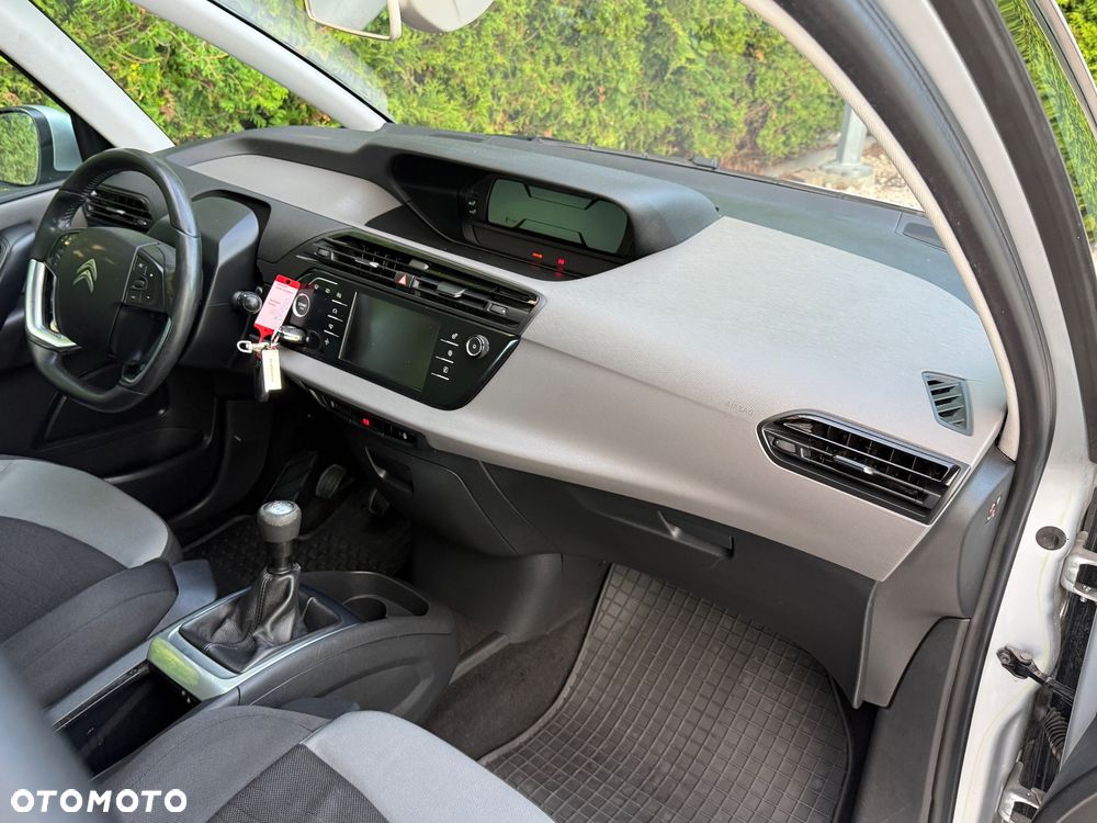 Citroën C4 Grand Picasso - 11