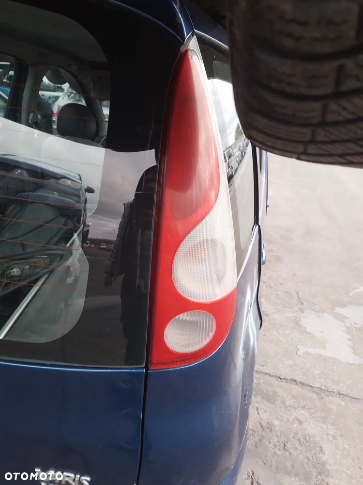 TOYOTA YARIS VERSO I 99 - 03  - OSŁONA PRZECIWSŁONECZNA PRAWA LEWA - 15