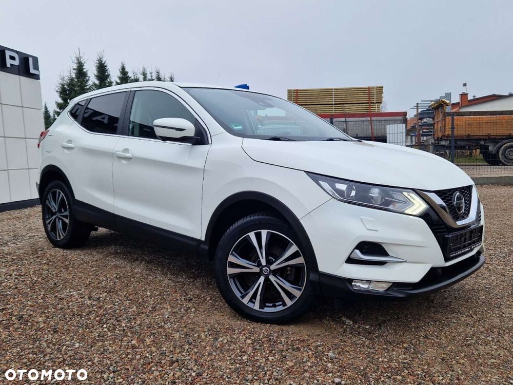 Nissan Qashqai 1.3 DIG-T N-Connecta - 30