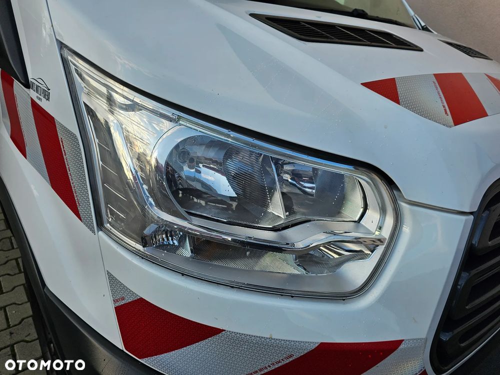 Ford Transit - 22