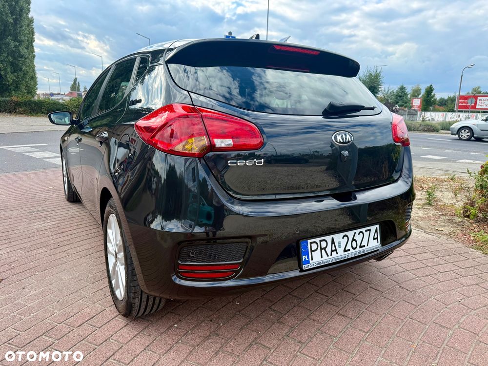 Kia Ceed 1.4 CVVT Dream-Team Edition - 20