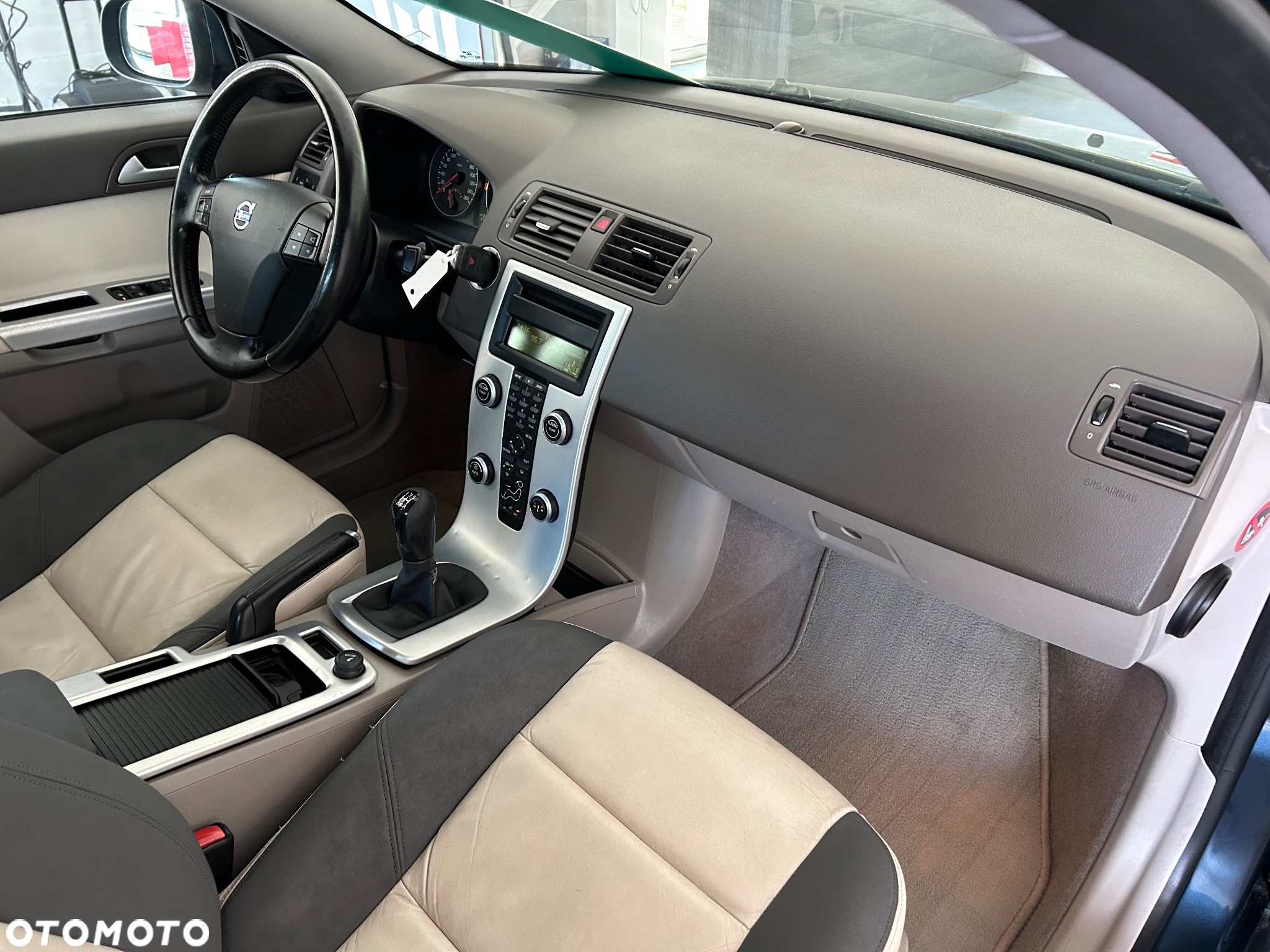 Volvo S40 1.6 Momentum - 25