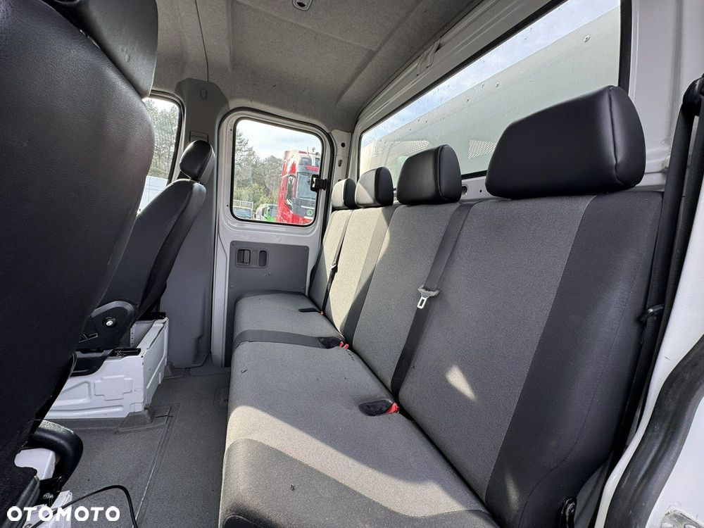 Volkswagen Crafter - 31