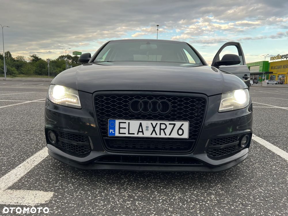 Audi A4 Limousine - 15