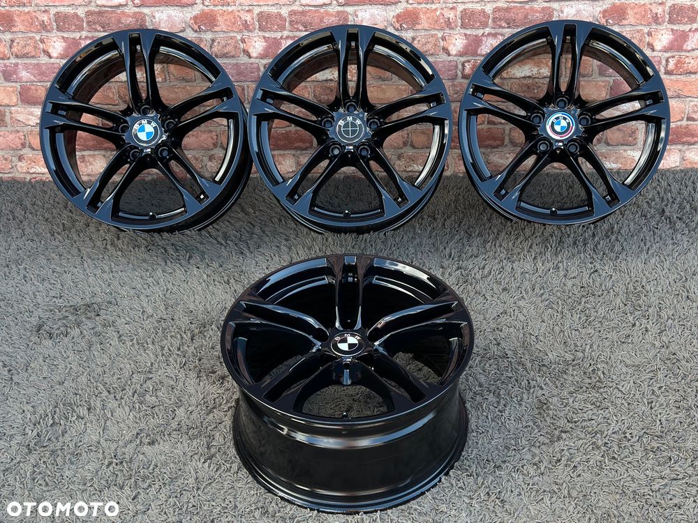 Oryginalne czarne felgi 18 BMW 5x120 M pakiet styling 613 F10 Z3 Z4 E46 X1 X3 E83 E90 F30 F32 F34 GT F01 F12 F20 E87 E60 xDrive 8j ET30 9j ET44 Performance - 1