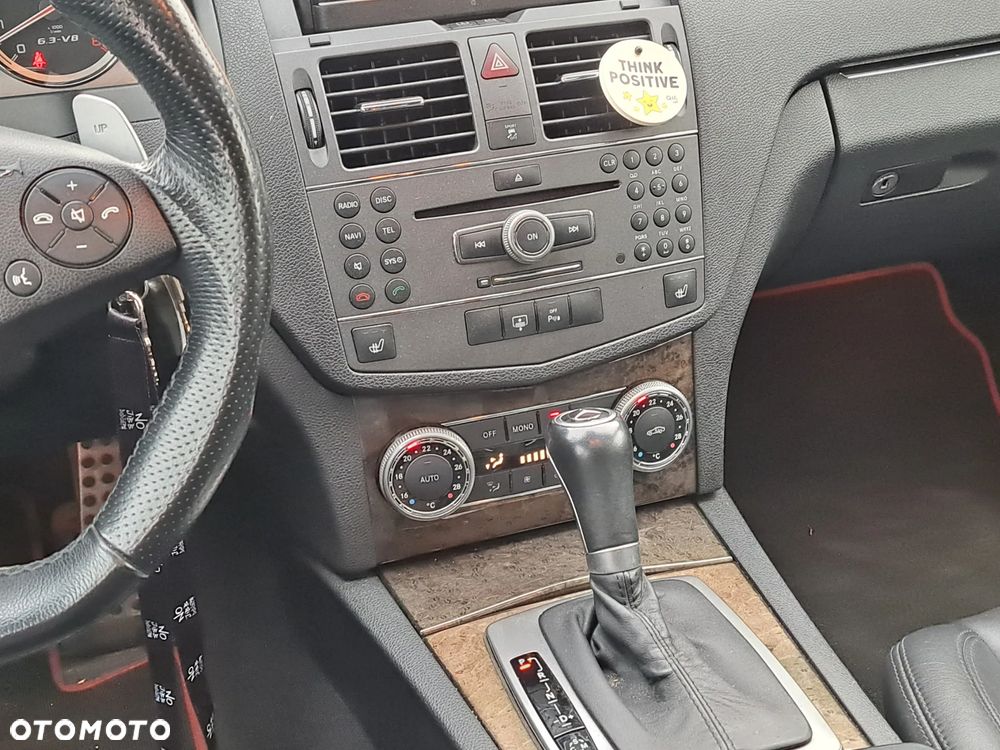 Mercedes-Benz Klasa C 63 AMG 7G-TRONIC - 15