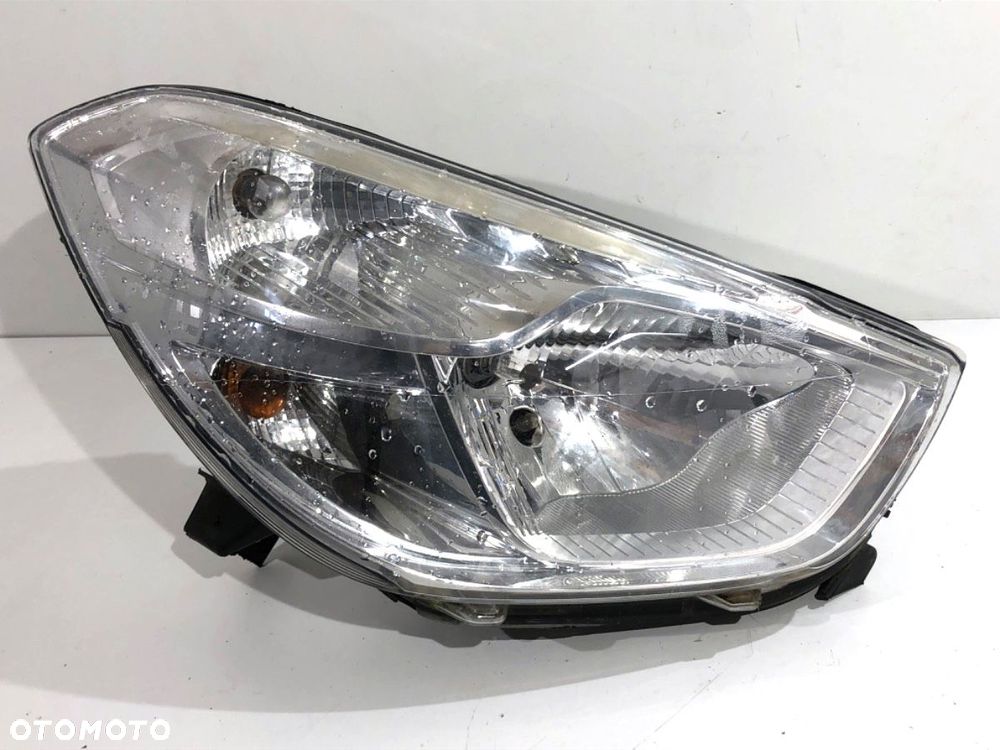 REFLEKTOR PRAWY PRZÓD  DACIA DOKKER nadwozie wielkoprzestrzenne (MPV) (KE_) 2012 - 2022 1.6 61 kW - 1