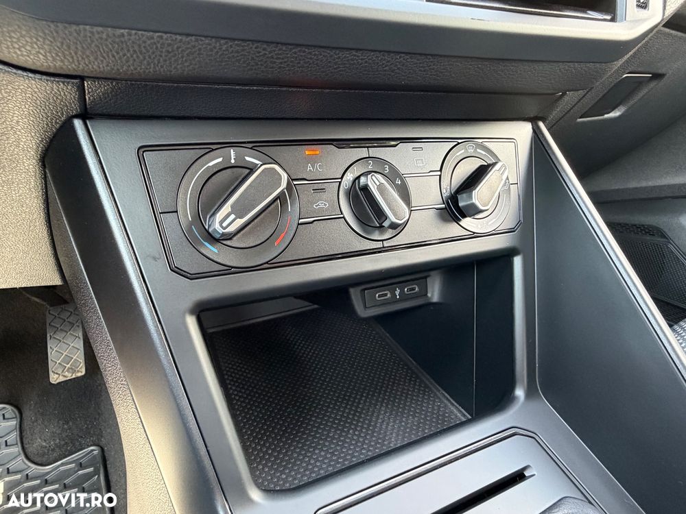 Volkswagen Polo - 18