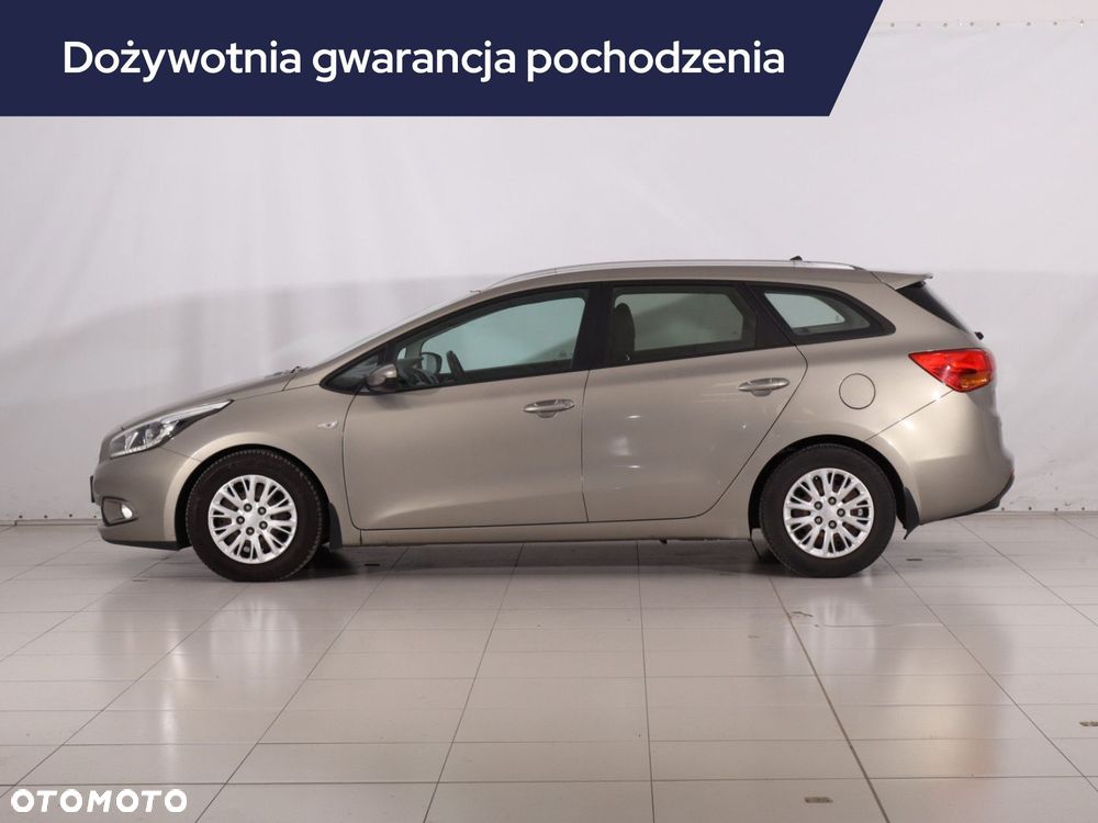 Kia Ceed - 4