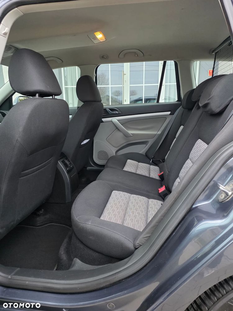 Skoda Octavia 1.6 TDI Ambiente - 8