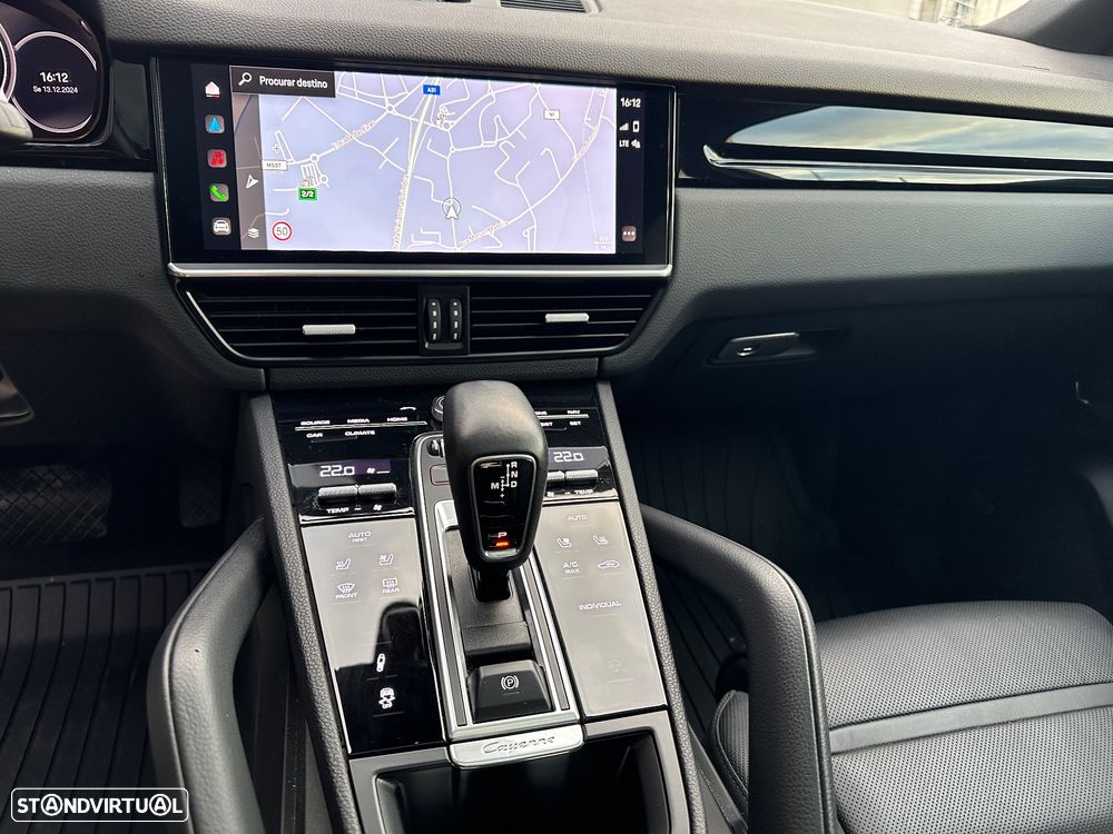 Porsche Cayenne - 13